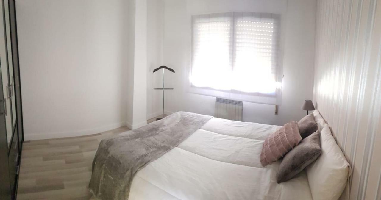 Apartamento "El Abuelo" Calahorra Zewnętrze zdjęcie